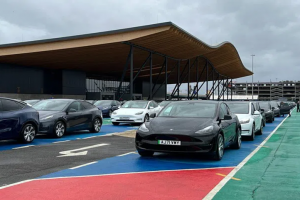 Tesla, 2022'nin ilk çeyreğinde rekor sayıda teslimat gerçekleştirdi