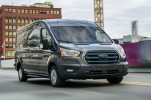Türkiye’de üretilen Ford E-Transit’e altın ödül
