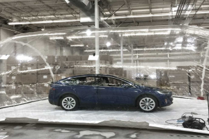 Tesla'dan HEPA filtresi ve 'biyolojik silah savunma modu'nu gösteren yeni video