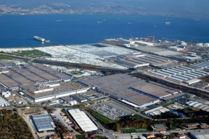 Ford Otosan'dan üretime 2 ay ara
