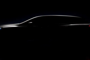 Mercedes EQS SUV için yeni bir ipucu görseli paylaşıldı