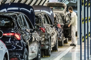 Tofaş üretime 13 gün ara veriyor