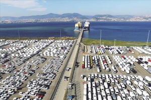 Otomotiv endüstrisi ocakta 2,2 milyar dolarlık ihracat yaptı
